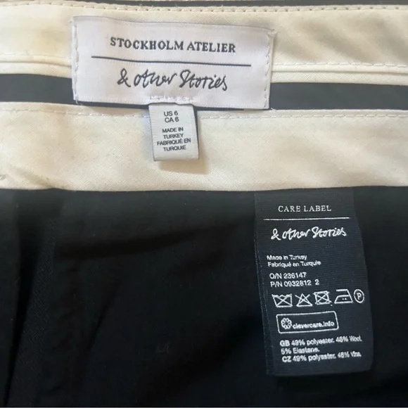 & OTHER STORIES Black Tapered Pleated Trouser | 6 - Picture 3 of 7